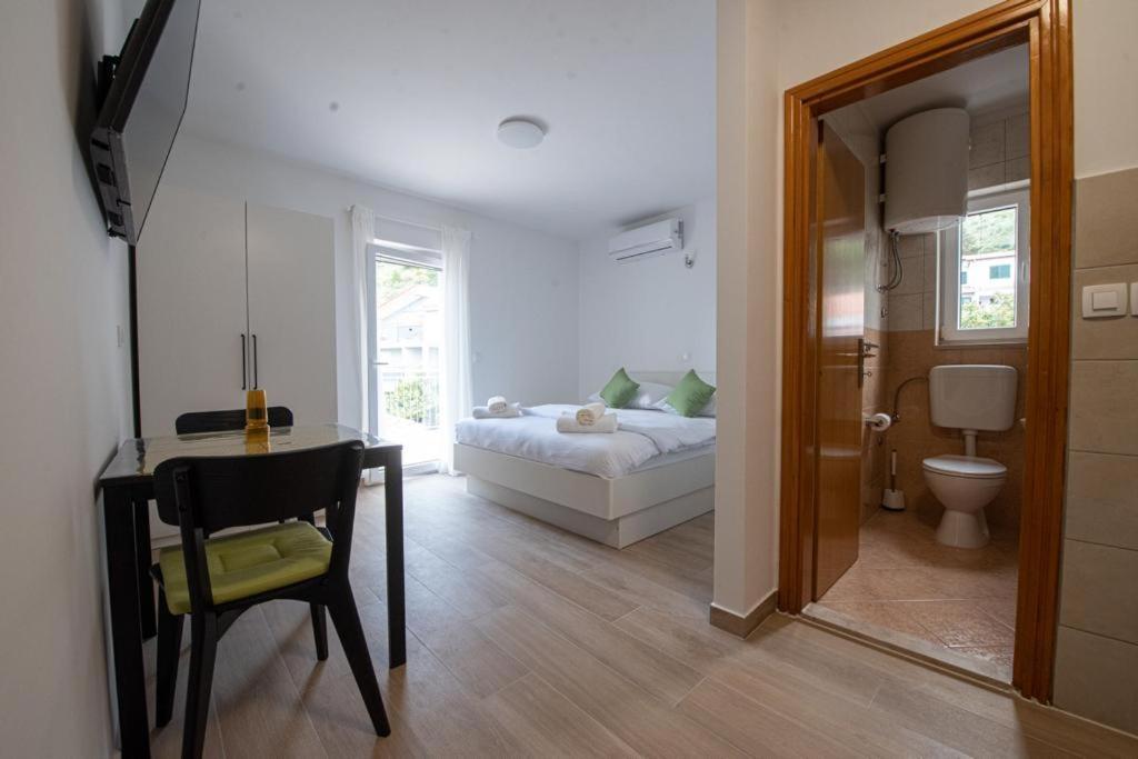 Charming Apartments Duce أوميس المظهر الخارجي الصورة
